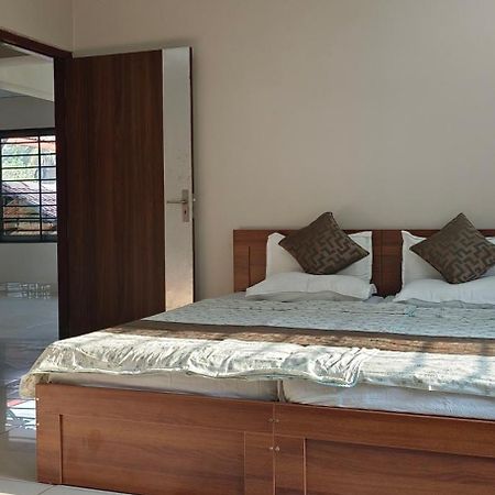 Sugamya Farm Guesthouse Szágar Kültér fotó